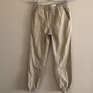 Khaki pants w elastic ankles size 6